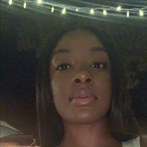 Meet your Posher, Kortney